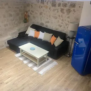  Hébergement de vacances Loft En Plein Coeur Du Village
