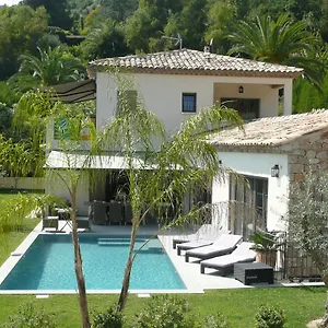 Etoile De Paul Saint-Paul-de-Vence